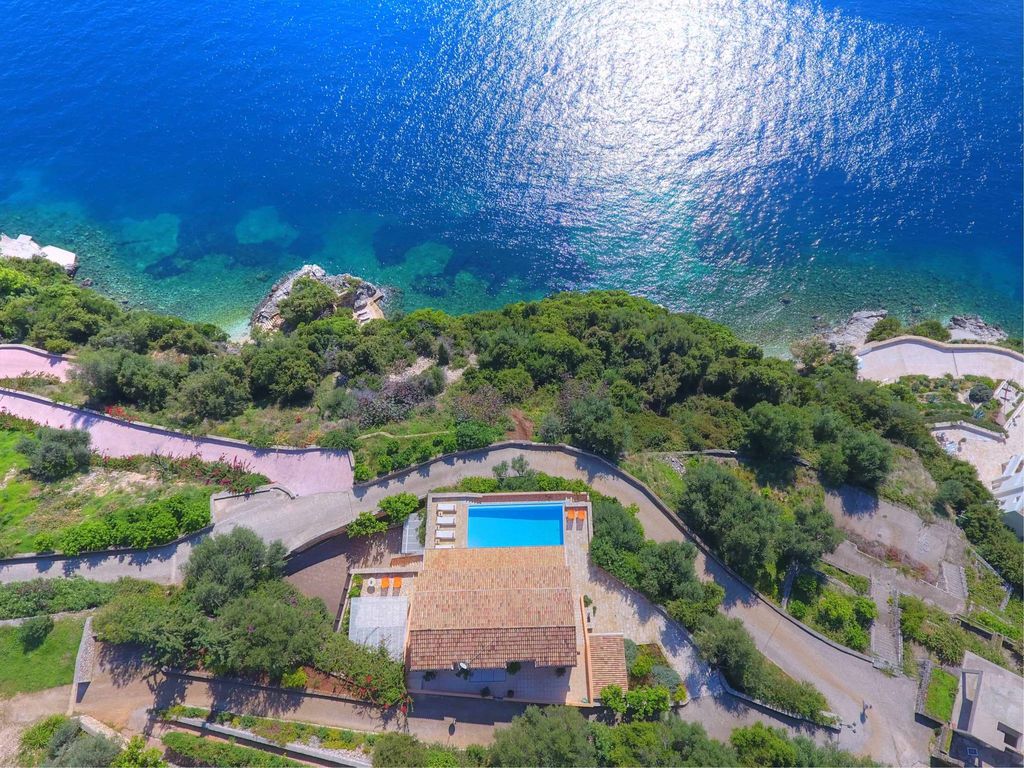 Corfu – Villa Iris